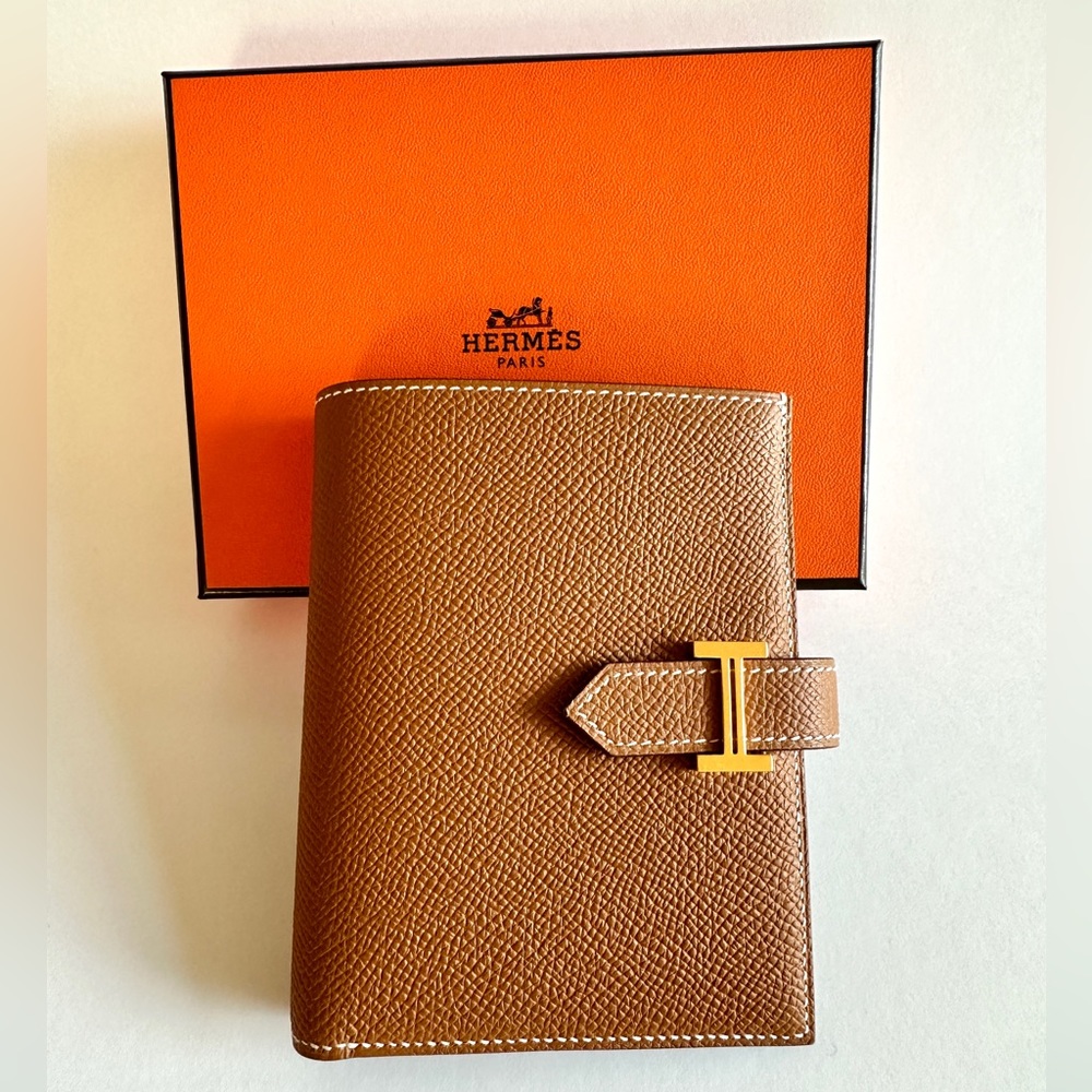 HM MINI BEARN WALLET 10.5 ETOUPE EPSOM GOLD HARDWARE